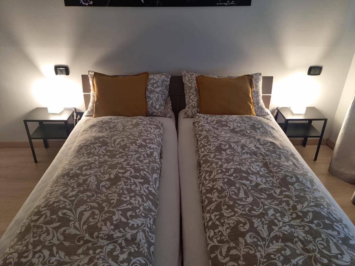 Apartments Via Roma Ροβερέτο Εξωτερικό φωτογραφία
